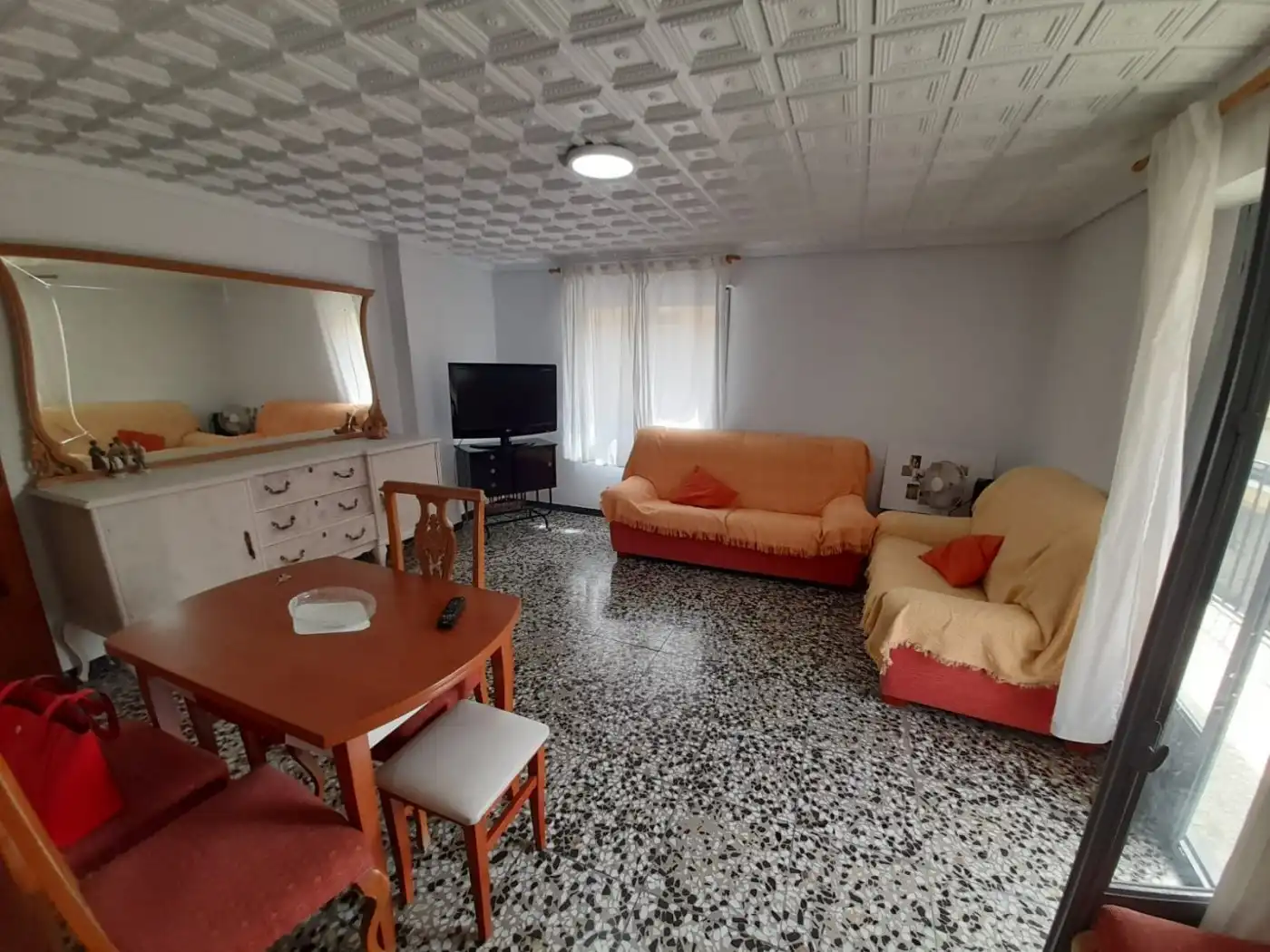 Room in Carrer Jose María Castaño Martinez, Altabix