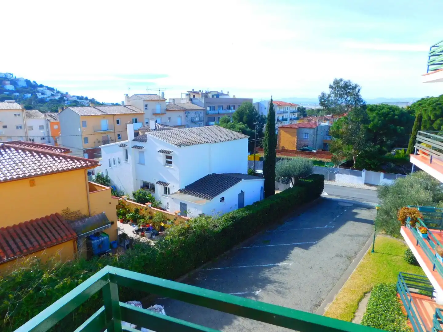 Vista exterior de Apartamento en venta en Roses con Piscina comunitaria