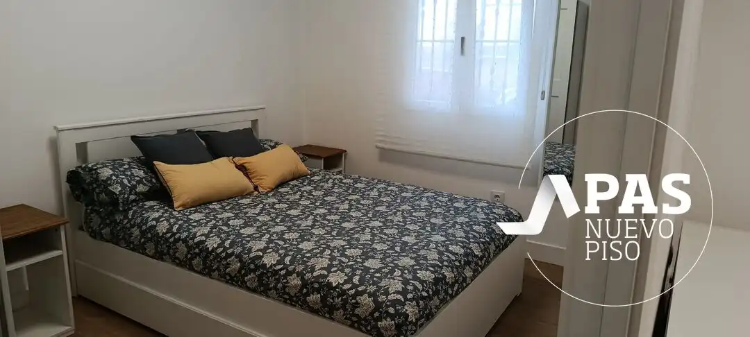 Schlafzimmer von Wohnung zur Miete in Santander mit Heizung, Ofen und Waschmaschine