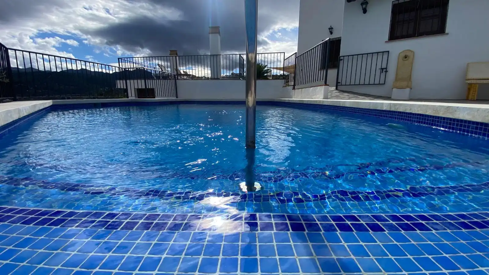 Swimming pool of Houses for sale in Guaro  with Air Conditioner, Heating and Private garden