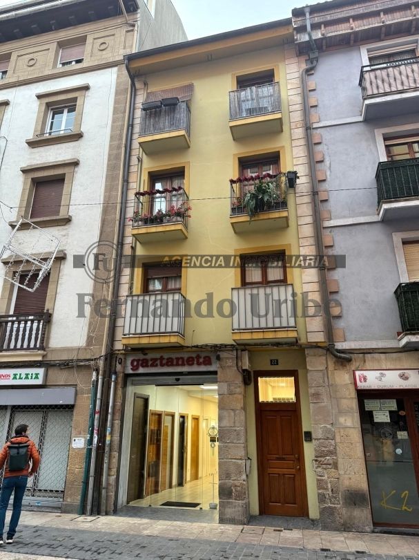 Piso en venta en Goienkalea