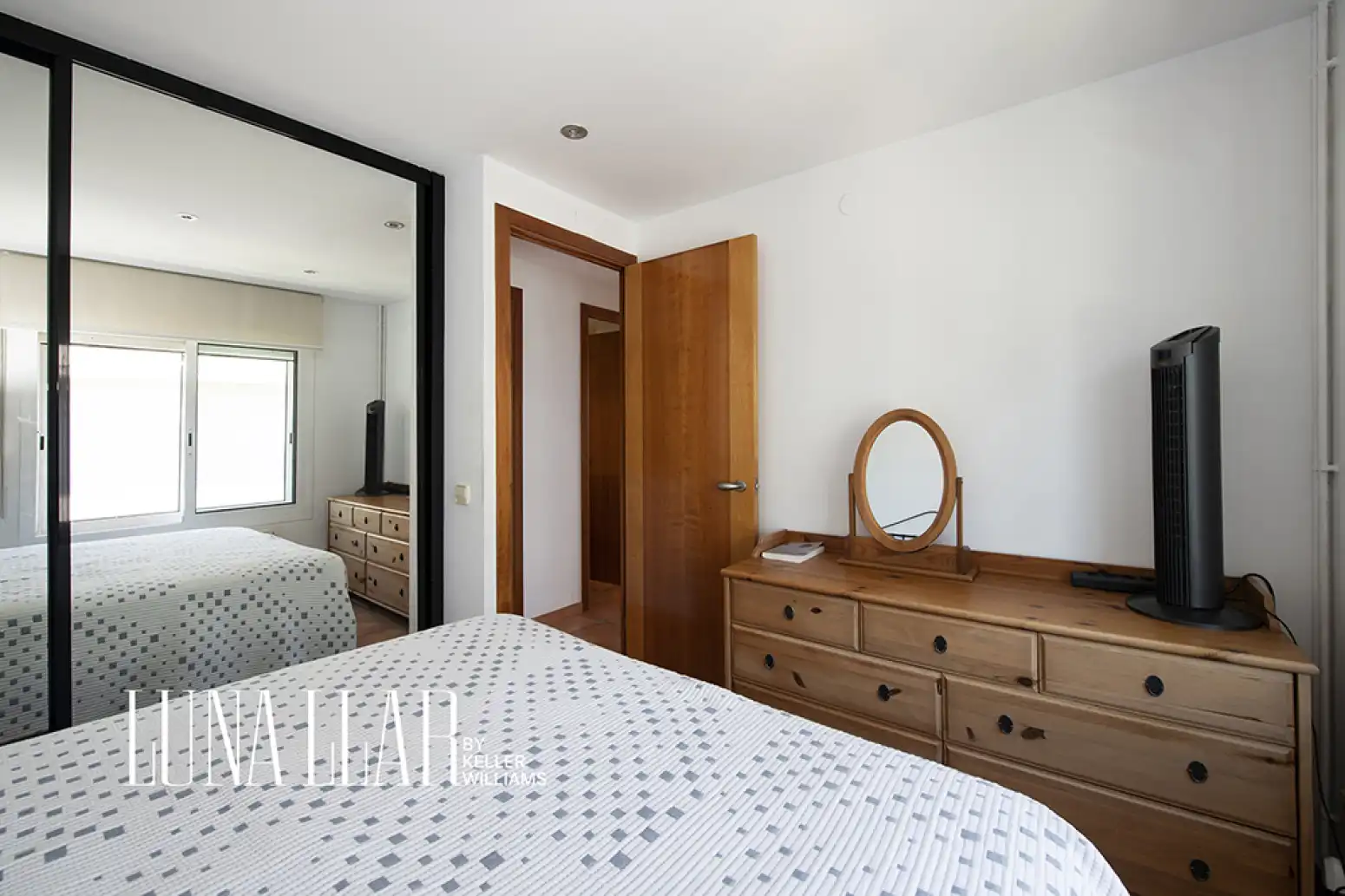 Bedroom of Flat for sale in Castelldefels  with Terrace, Swimming Pool and Community pool