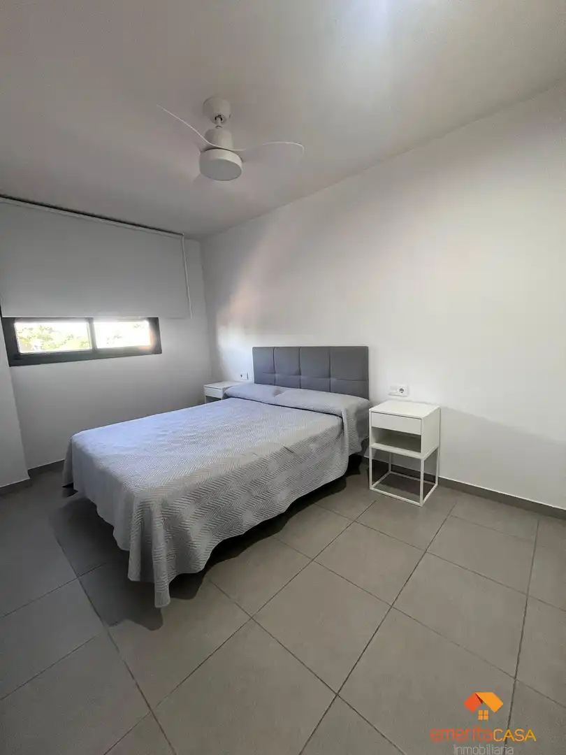 Schlafzimmer von Wohnung zum Verkauf in Cáceres mit Klimaanlage