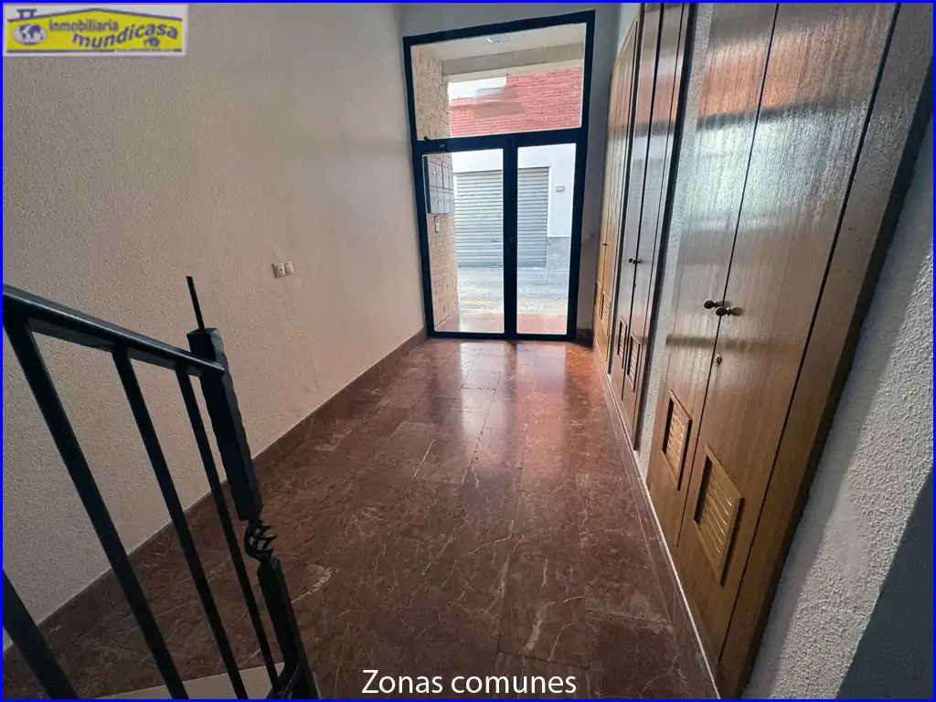 Piso en venta en Santomera con Trastero