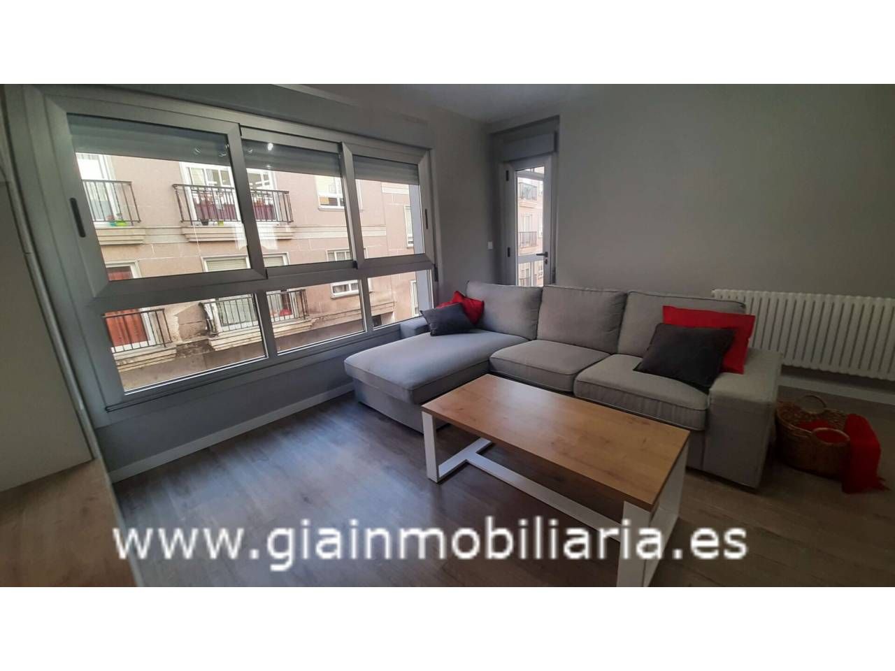 Sala d'estar de Pis de lloguer en Ponteareas amb Calefacció, Terrassa i Traster