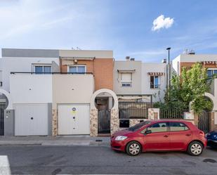 Vista exterior de Casa o xalet en venda en Armilla