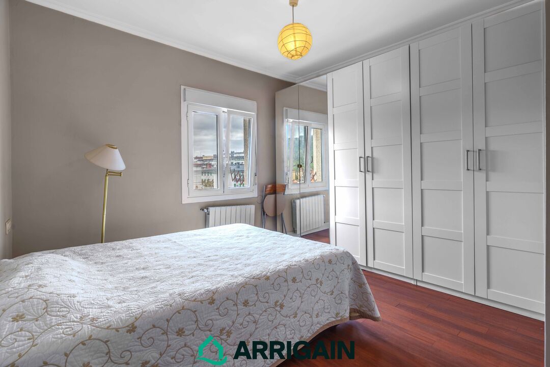 Habitación de Piso en venta en Donostia - San Sebastián  con Calefacción