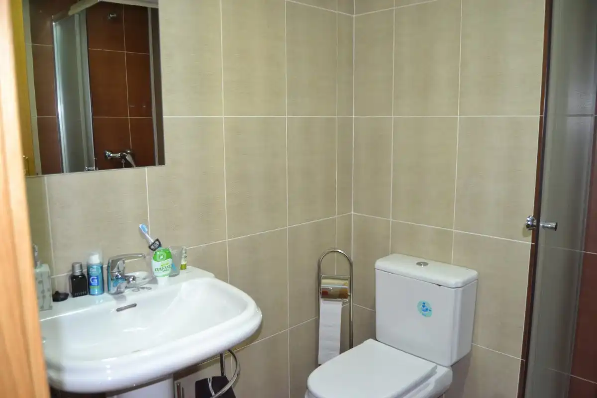 Bathroom of Flat for sale in Béjar  with Heating, Parquet flooring and Furnished