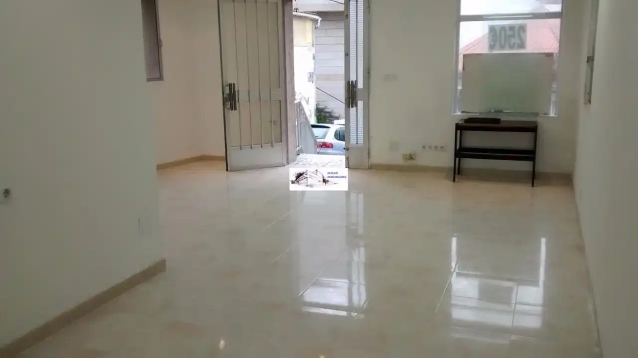 Business premises to rent in Calle Singulis, imagen 2