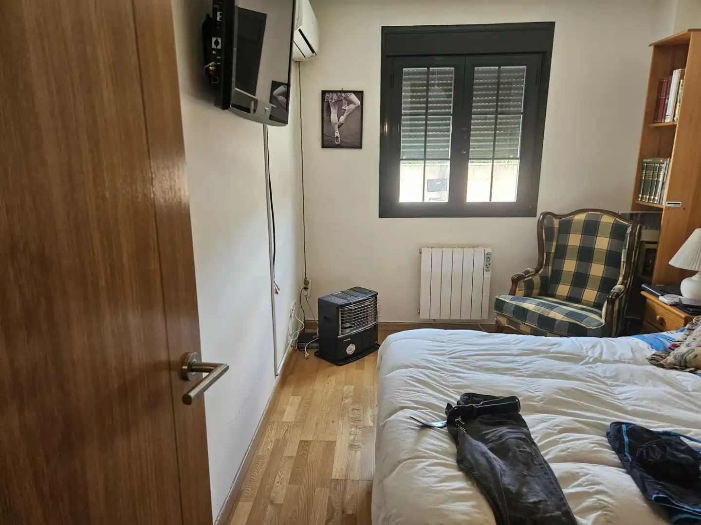 Dormitori de Pis en venda en Ávila amb Aire condicionat, Terrassa i Traster