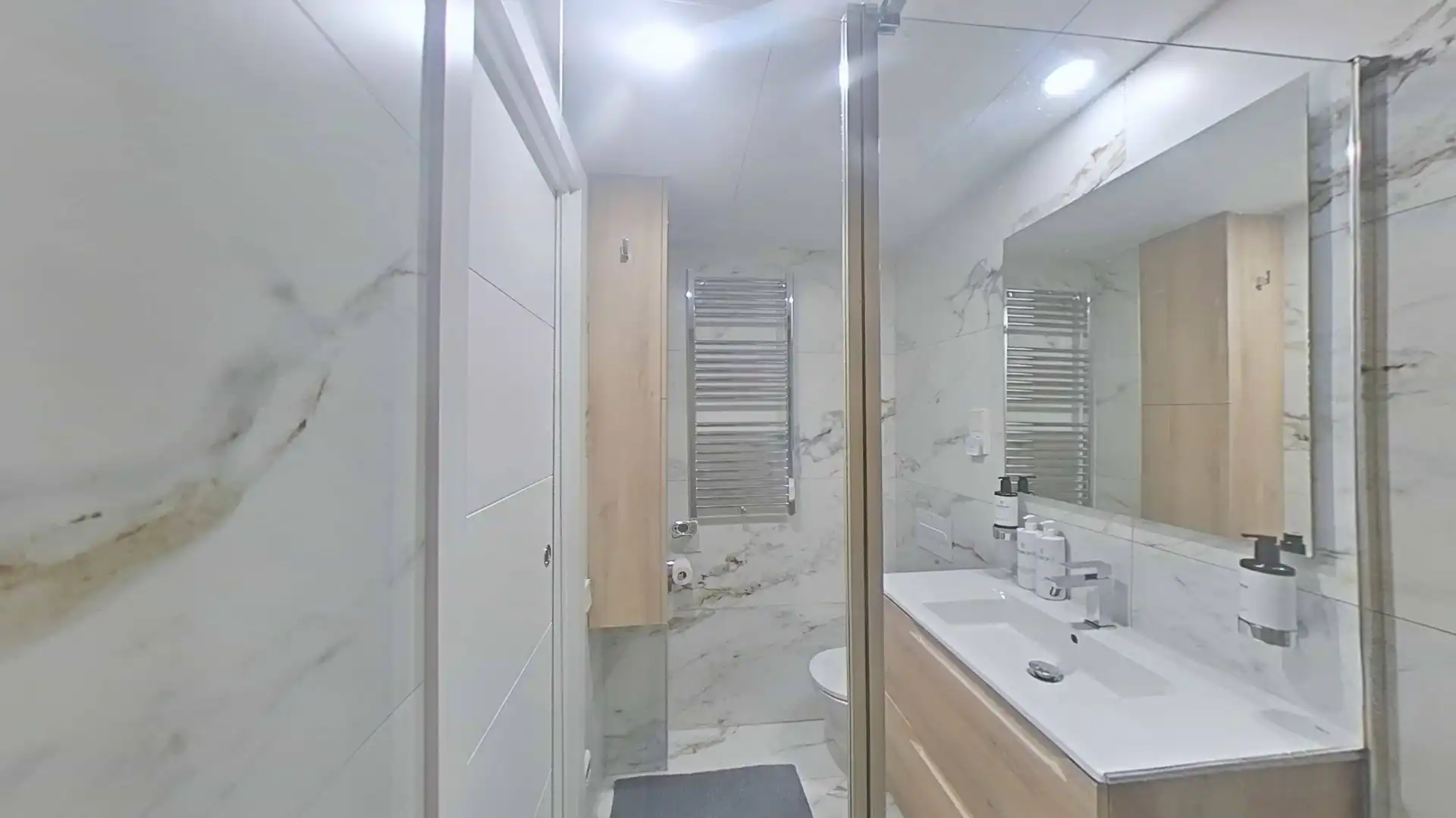 Bany de Apartament en venda en San Pedro del Pinatar amb Aire condicionat, Moblat i Balcó