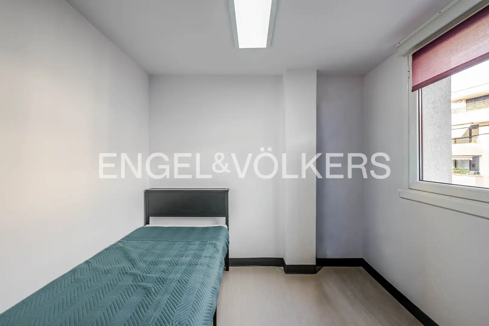 Flat with garden for sale in Zubiaurre Pasealekua, imagen 24