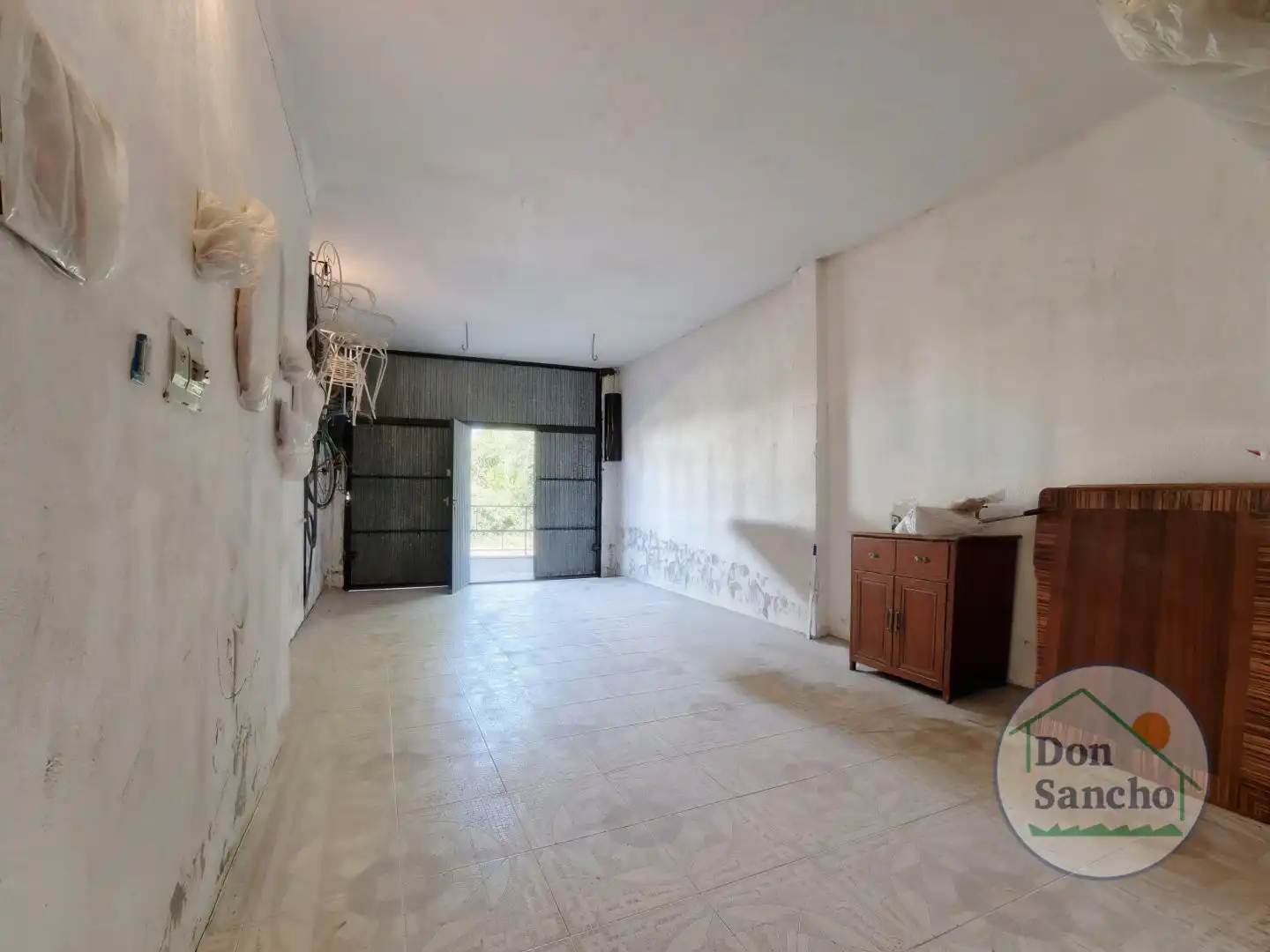Piso en venta en Viana de Cega con Terraza, Trastero y Amueblado