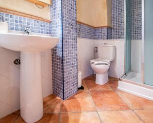 Bathroom of Apartment to share in  Cádiz Capital  with Air Conditioner and Terrace