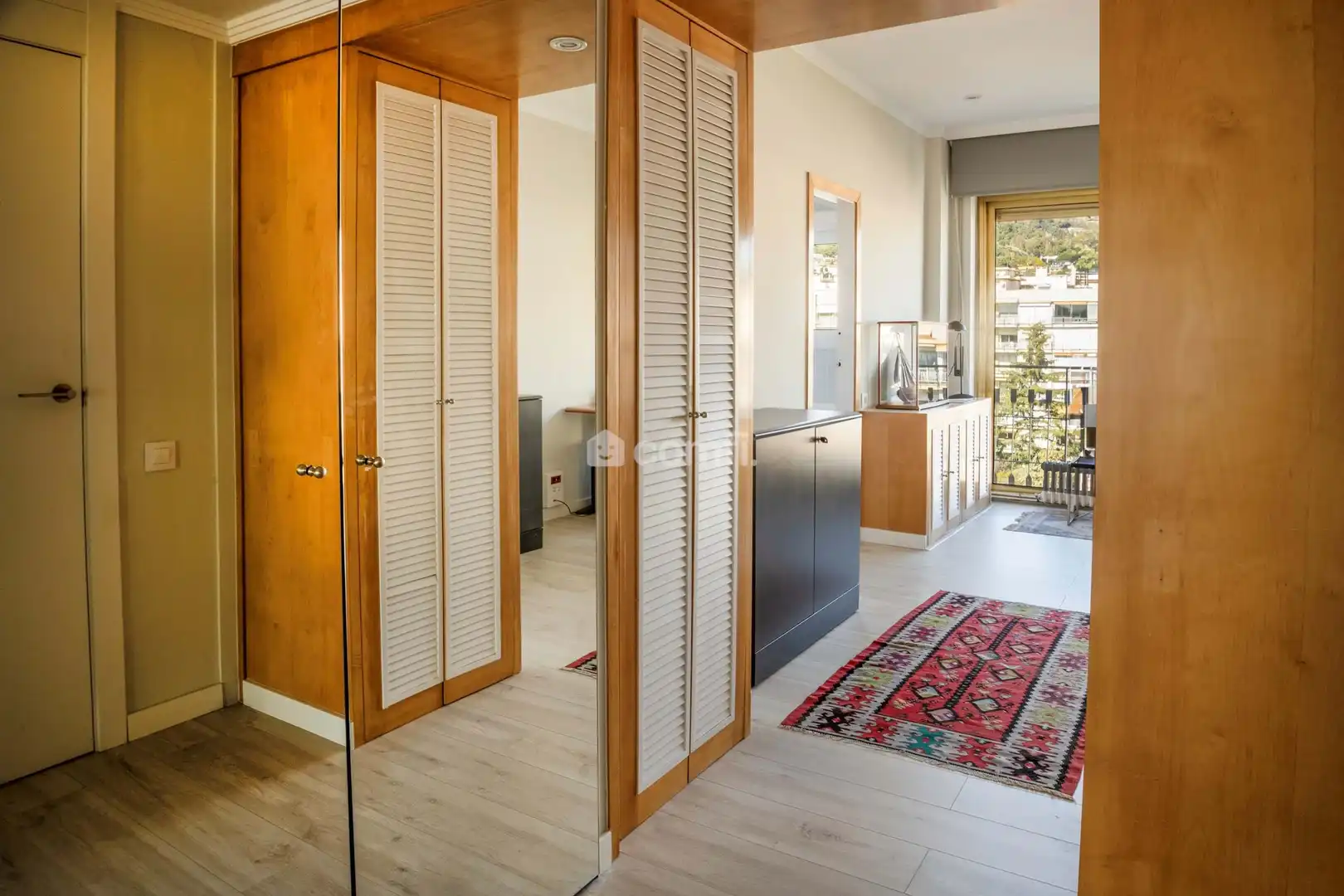 Schlafzimmer von Wohnung zum Verkauf in Barcelona mit Klimaanlage, Heizung und Terrasse