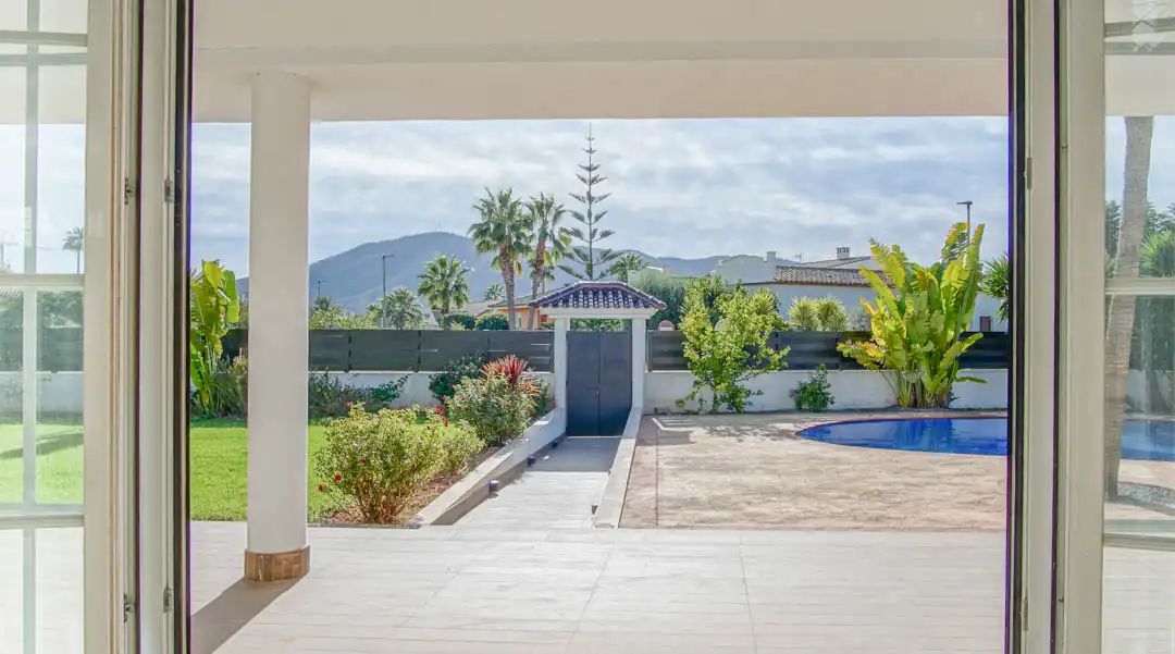 Casa o xalet en venda en L'Alfàs del Pi amb Calefacció, Terrassa i Piscina