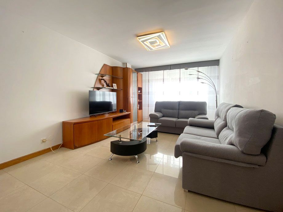 Sala de estar de Piso en venta en Vitoria - Gasteiz con Calefacción, Terraza y Trastero