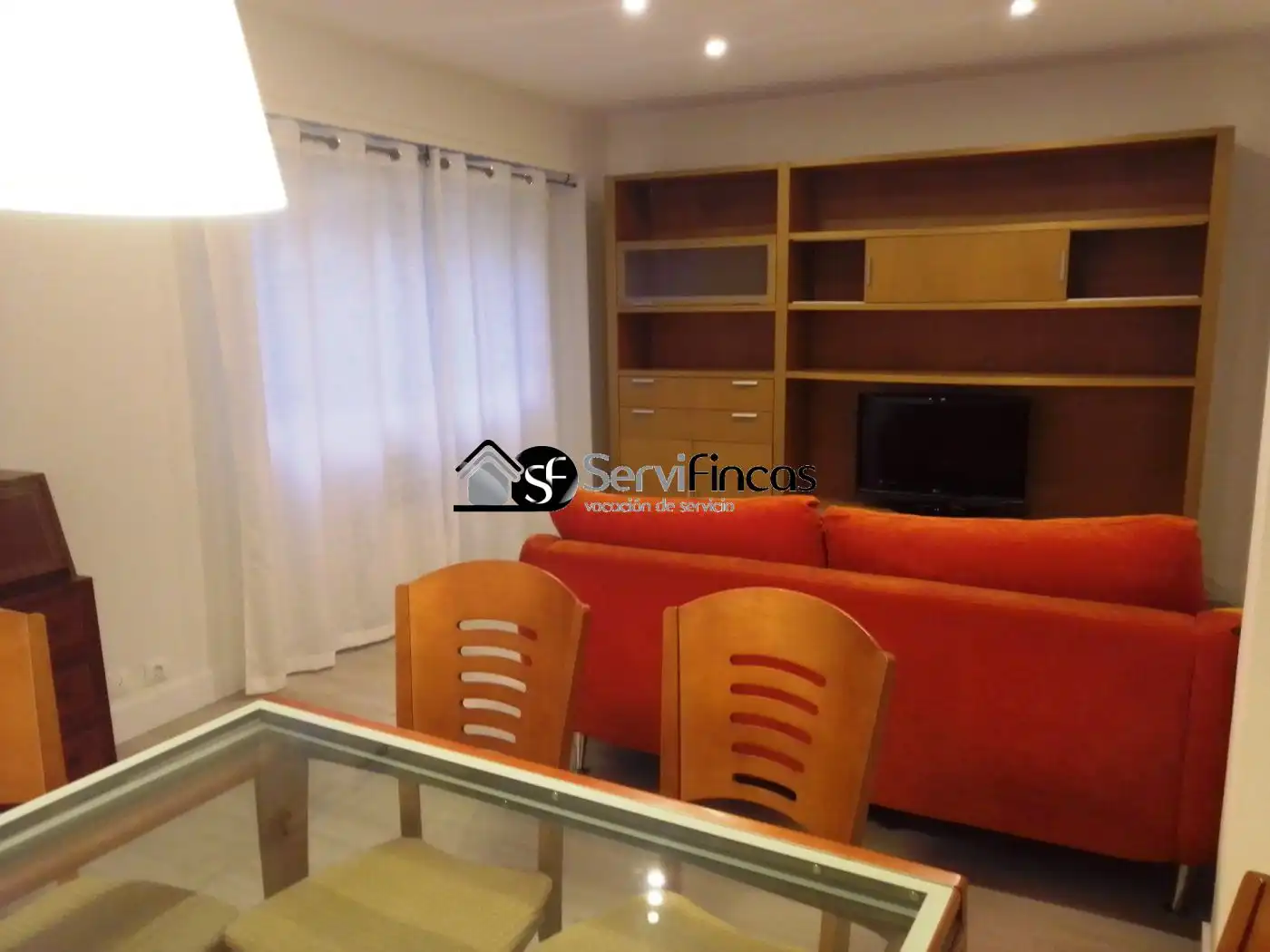 Living room of Flat for rent in Madrid  with Air Conditioner, Terrace and Furnished