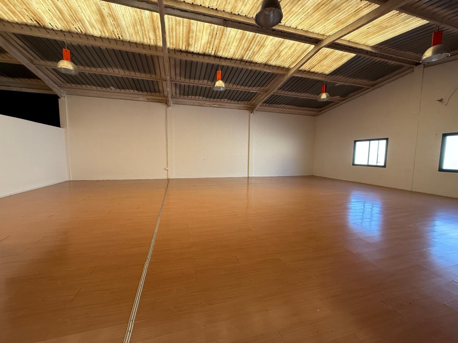 Industrial buildings to rent in  Barcelona Capital