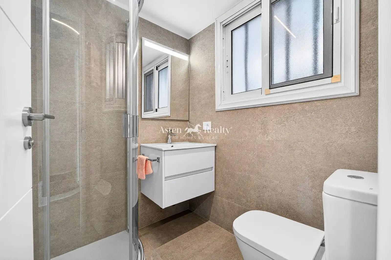 Baño de Ático en venta en Arona con Aire acondicionado, Terraza y Piscina