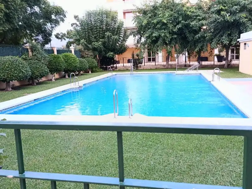 Schwimmbecken von Wohnung zur Miete in Torre del Mar