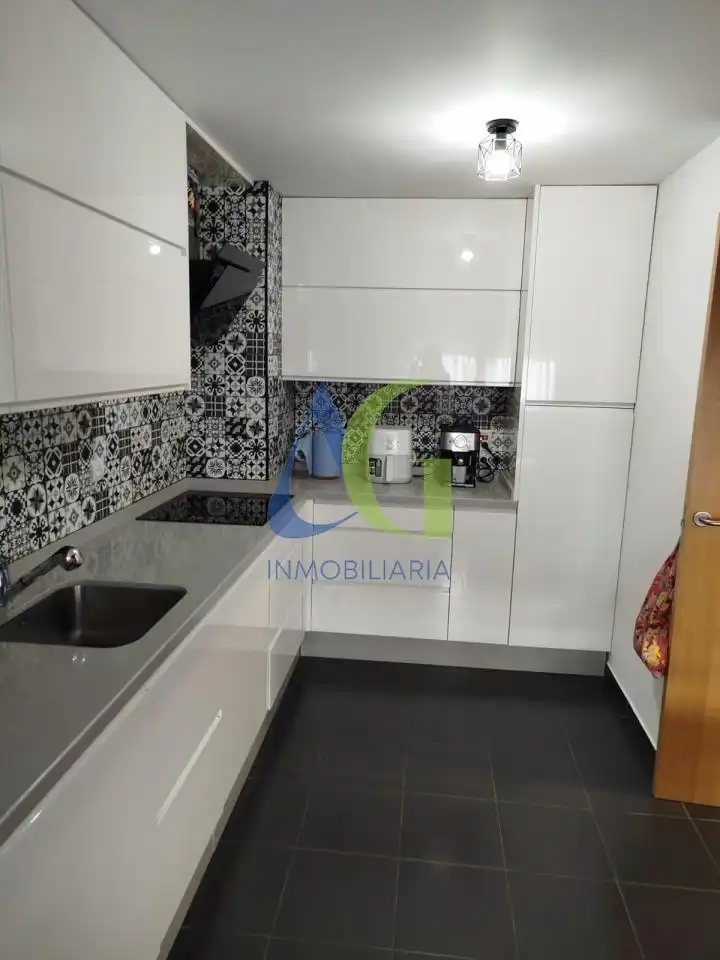 Kitchen of Houses for sale in San Andrés del Rabanedo  with Heating, Terrace and Storage room