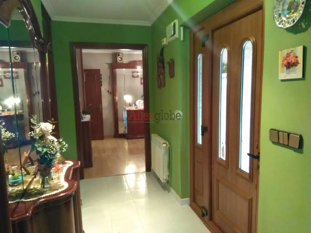 Casa o chalet en venta en Nava con Calefacción, Terraza y Balcón