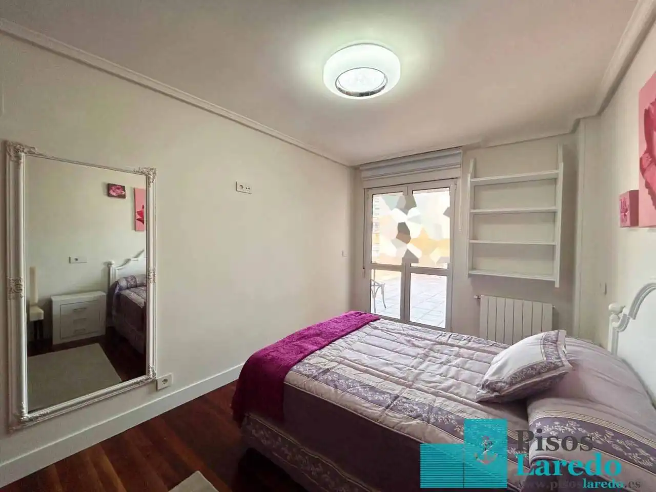 Bedroom of Flat for rent in Laredo  with Heating, Terrace and Furnished