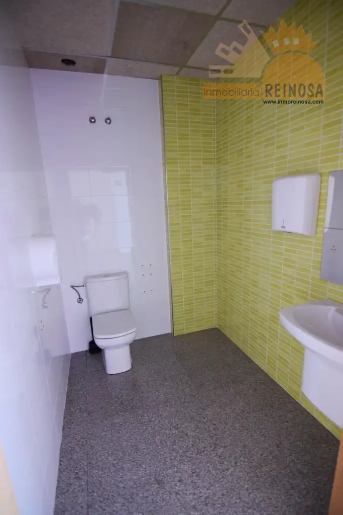 Local comercial en venda a Altorreal - El Chorrico, imagen 13