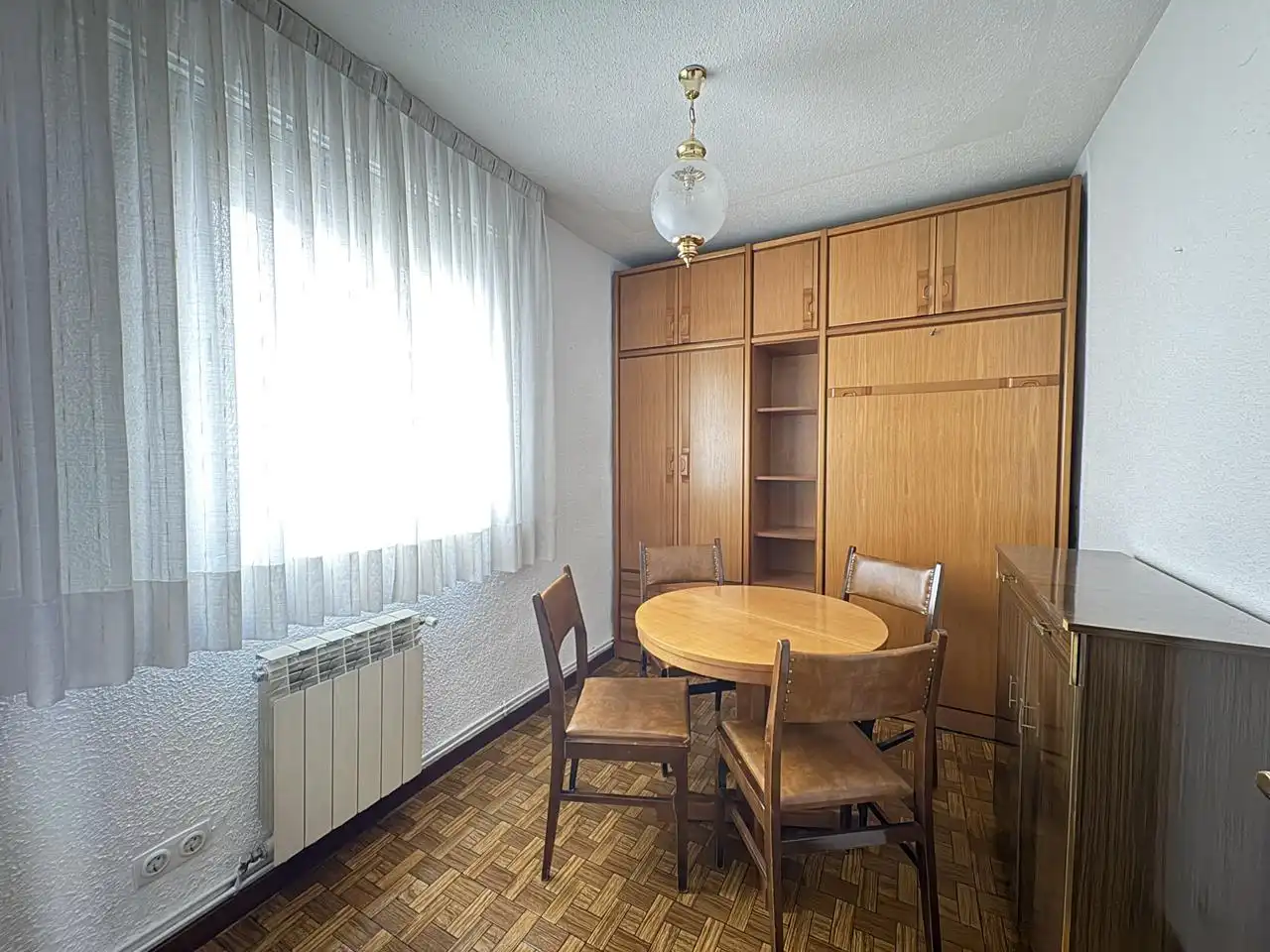 Bedroom of Flat for rent in Madrid  with Heating, Terrace and Furnished