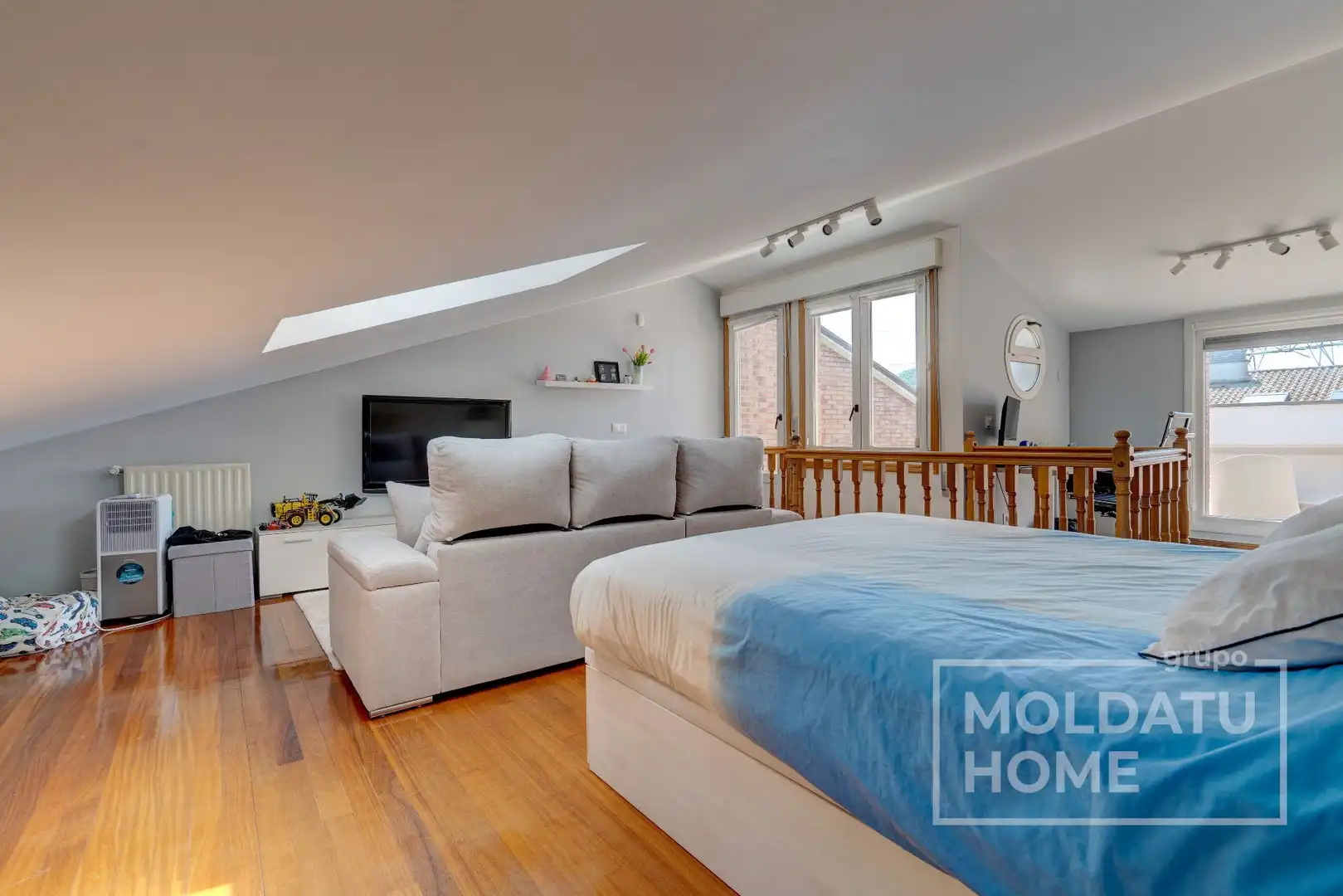 Bedroom of Detached homes for sale in Irun   with Heating, Private garden and Terrace