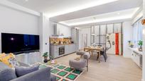 Sala d'estar de Apartament en venda en  Madrid Capital amb Aire condicionat i Calefacció