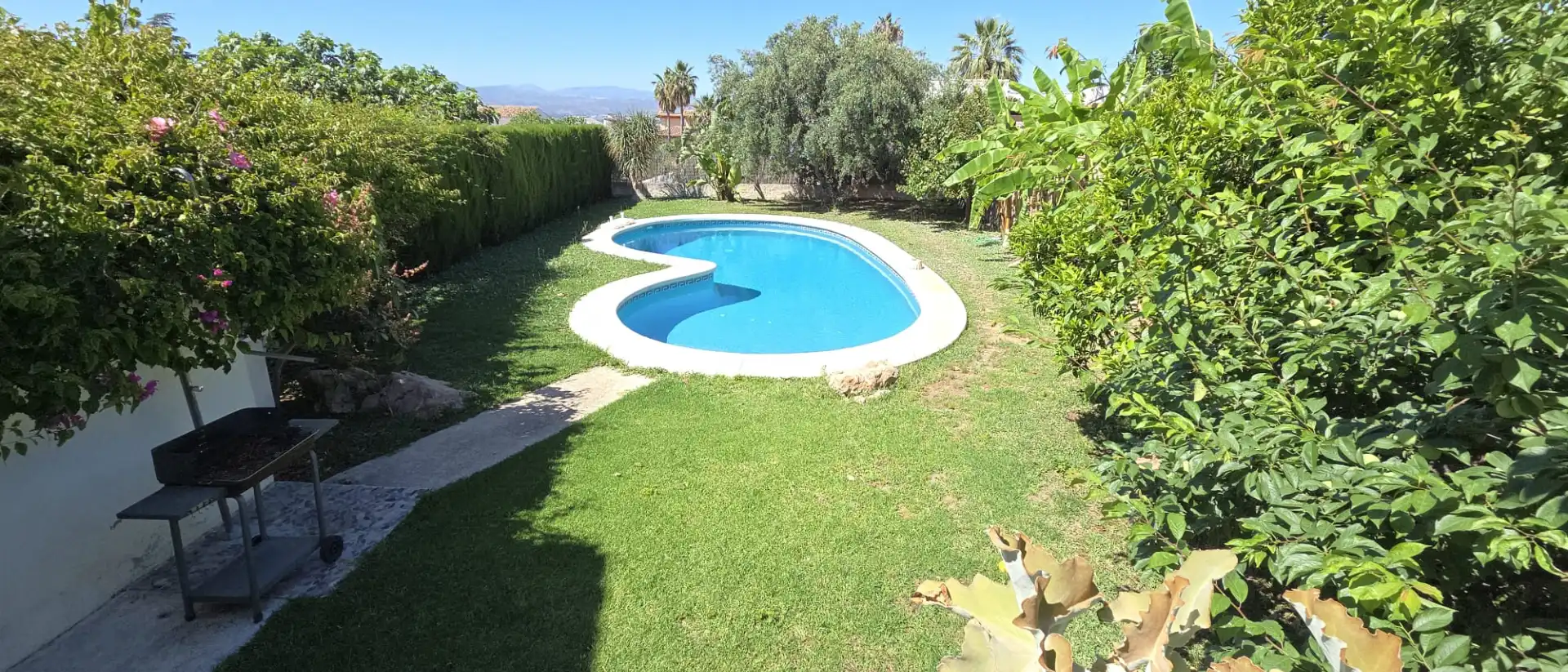Swimming pool of Detached homes for sale in Alhaurín de la Torre  with Air Conditioner, Private garden and Terrace