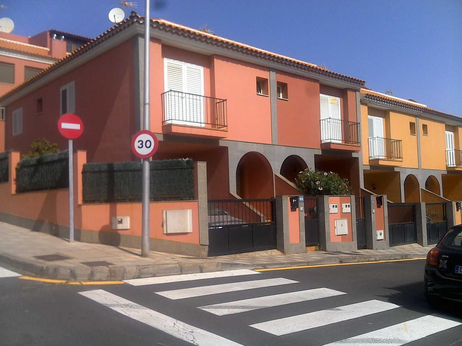 Exterior view of Single-family semi-detached for sale in San Cristóbal de la Laguna