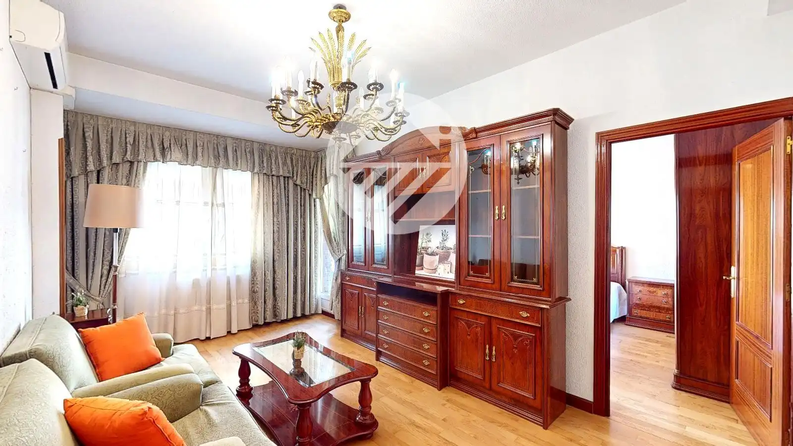 Sala d'estar de Pis en venda en Madrid amb Aire condicionat, Calefacció i Terrassa