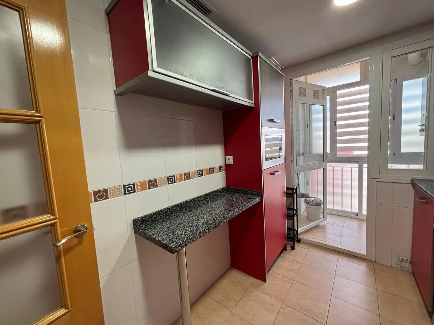 Flat with terrace for sale in Zona de la Vega, imagen 17