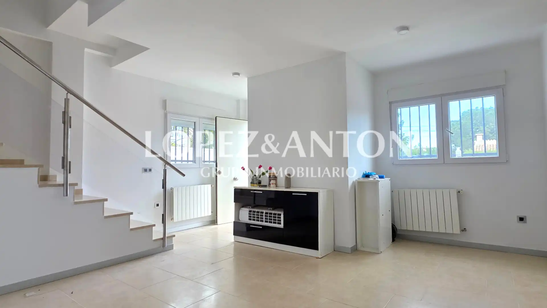 Houses for sale in L'Eliana  with Air Conditioner, Heating and Private garden