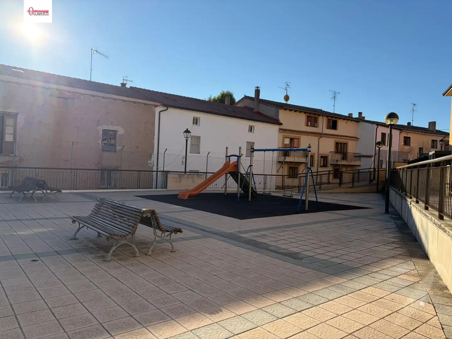 Parkplatz von Maisonette zur Miete in Cogollos mit Heizung, Privatgarten und Möbliert