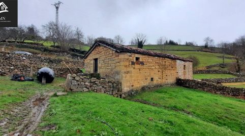 AUTÉNTICA CABAÑA PASIEGA PAREADA PARA REFORMAR EN UN TERRENO DE MÁS DE 15 HA., Bild 4