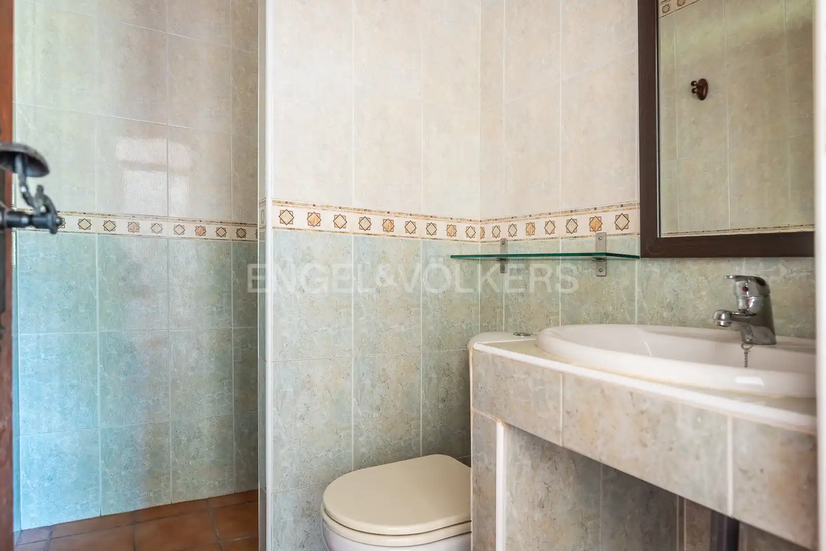 Baño de Finca rústica en venta en El Castillo de las Guardas con Calefacción, Jardín privado y Terraza