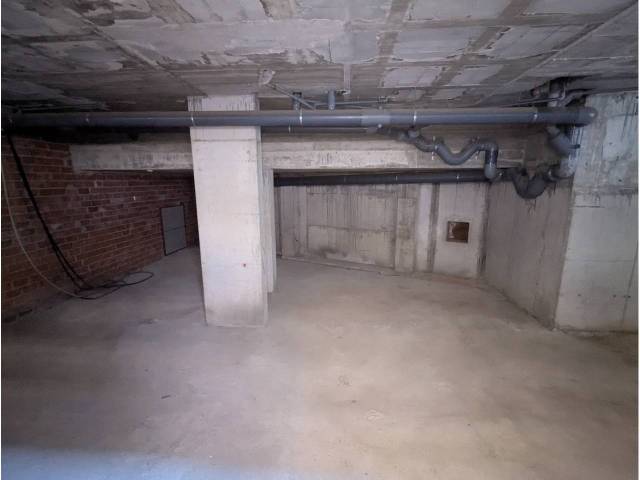 Local comercial en Venta en Atenes en Roc Blanc