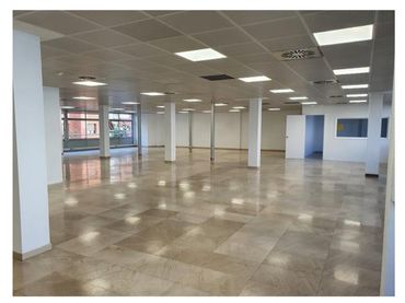 Oficina amb ascensor de lloguer a Carrer de Galileu