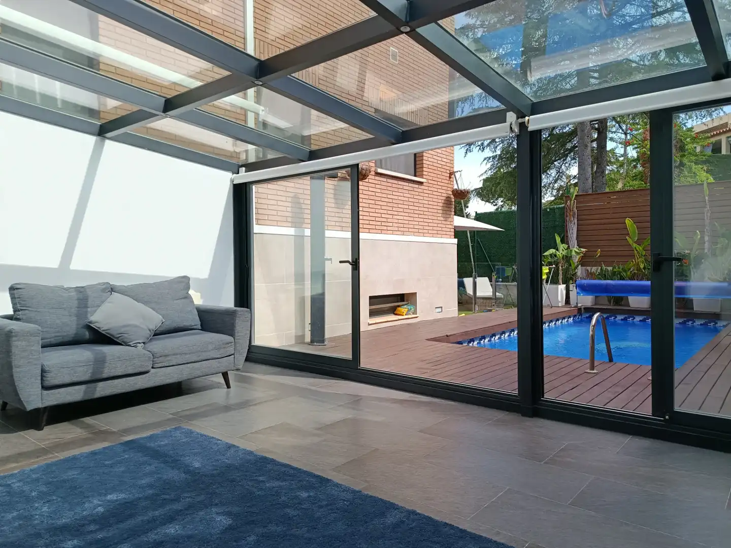 Terrassa de Casa adosada en venda en Girona amb Aire condicionat, Calefacció i Jardí privat