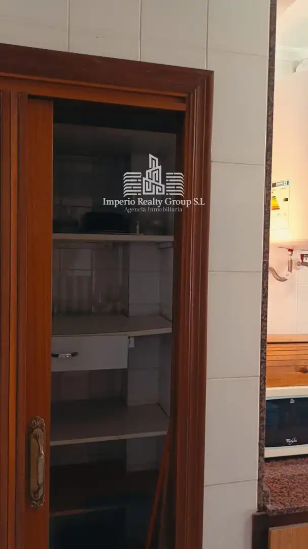 Piso de alquiler en N/A, Sama