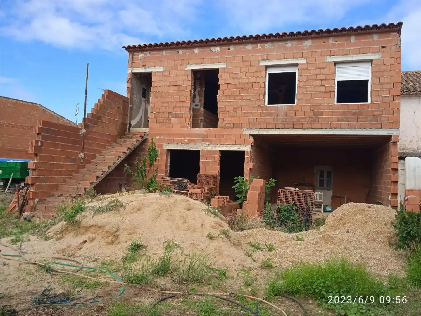 Vista exterior de Casa adosada en venta en Casas de Haro