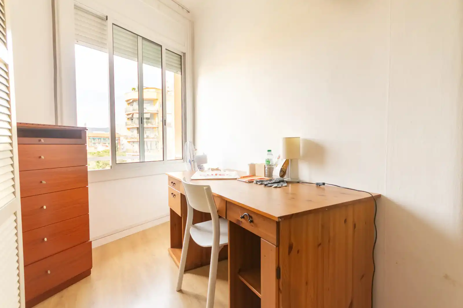 Bedroom of Flat for share in Sant Andreu