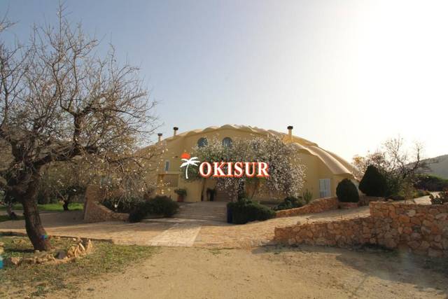 Casa-chalet en Venta en Carboneras