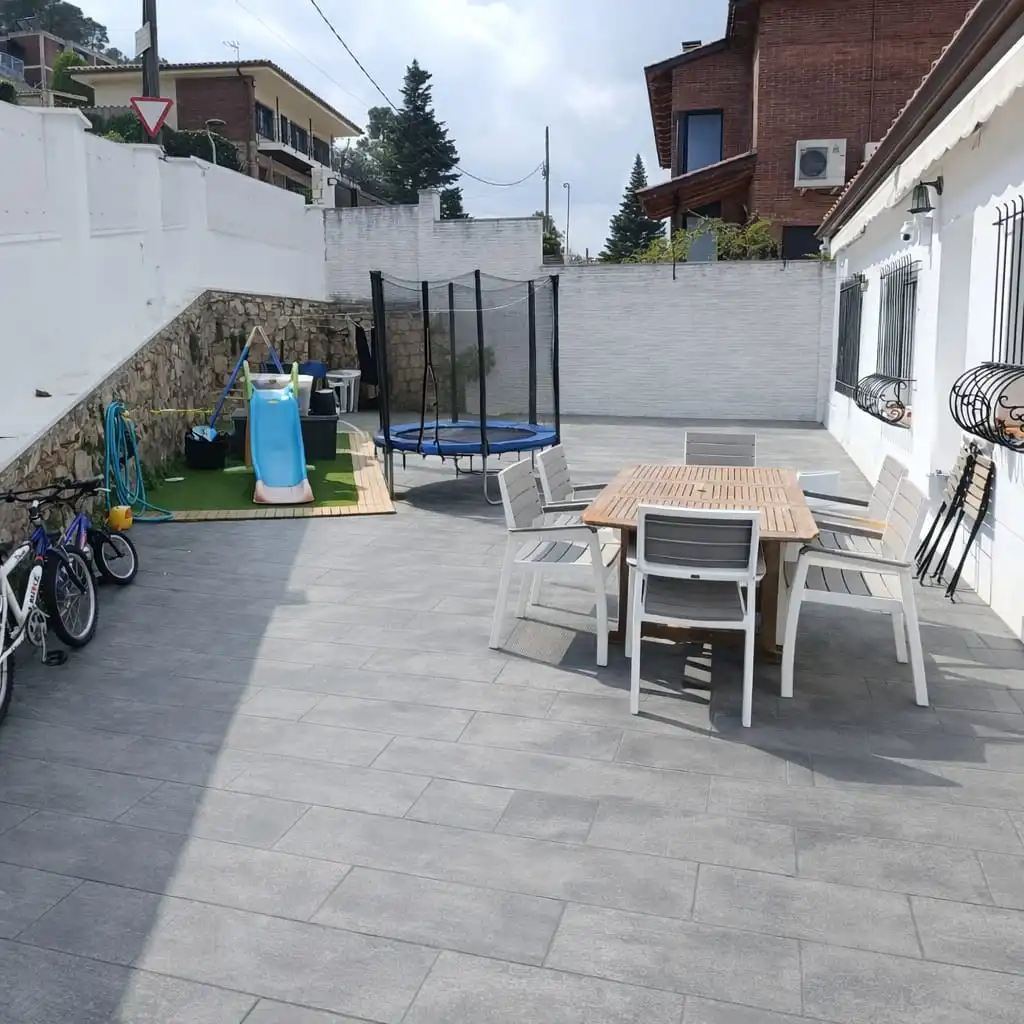 Terraza de Casa o chalet en venta en Cervelló con Calefacción, Jardín privado y Parquet