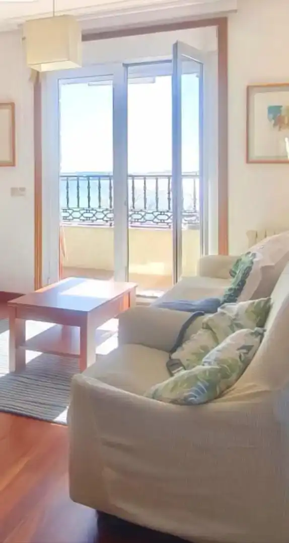 Sala d'estar de Pis en venda en Vilagarcía de Arousa amb Terrassa i Balcó