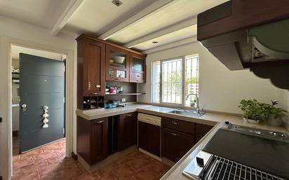 Kitchen of House or chalet for sale in Los Barrios  with Swimming Pool